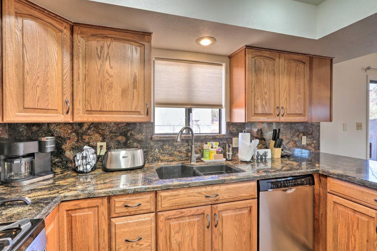 Sedona Retreat With Fire Pit, Near Hiking Trails Villa Exterior photo